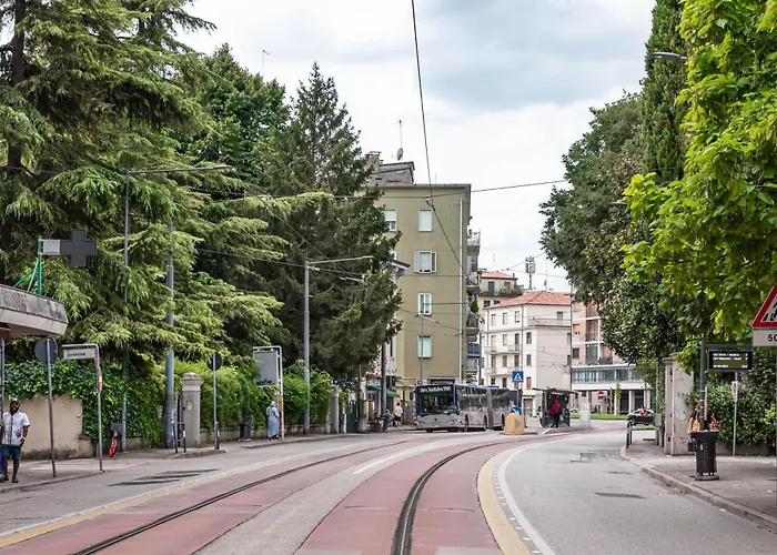 Italstay - Aspetti Shining 9 - 2 Min Tram Stop Apartment